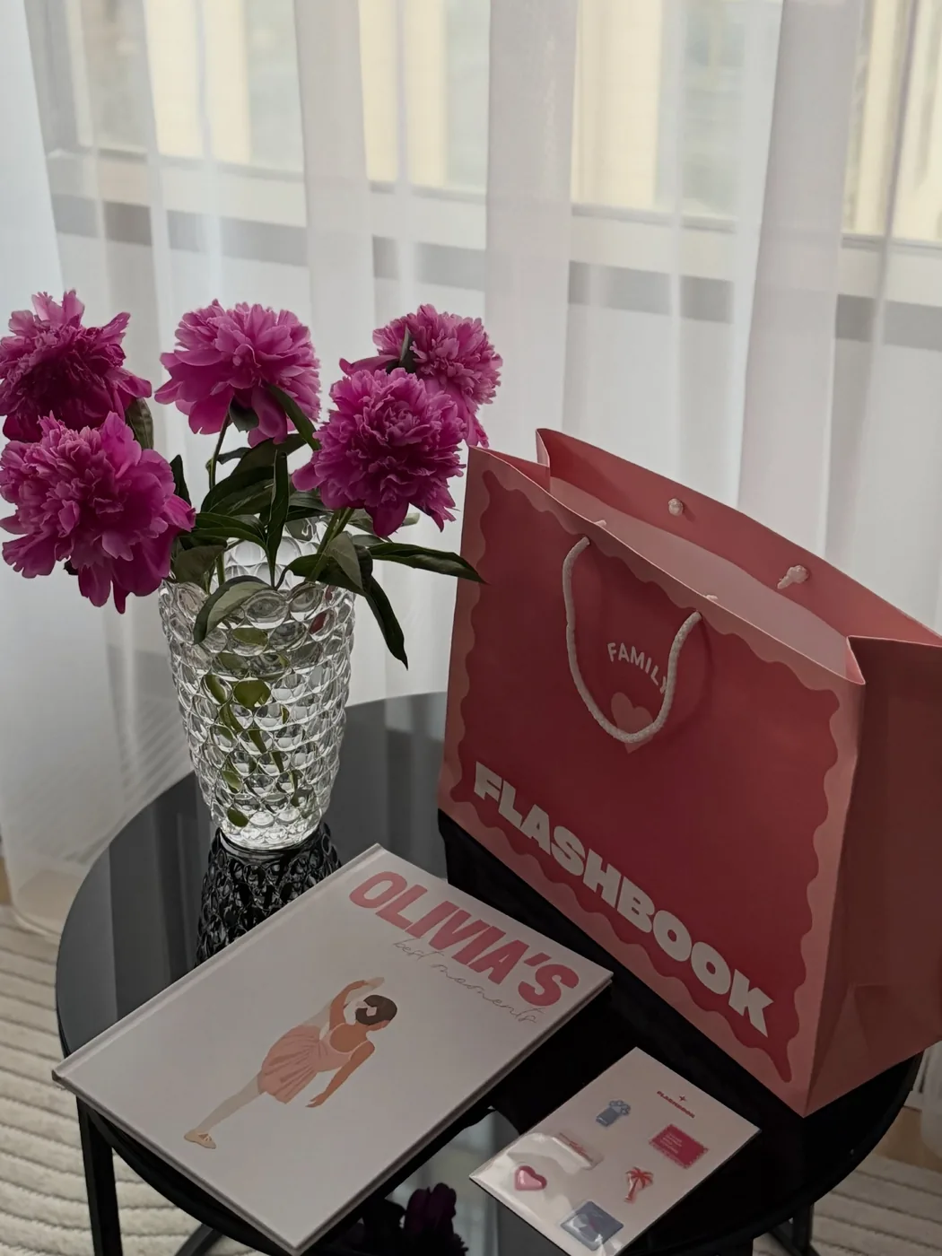 Фотокнига Olivia's в подарочной упаковке
